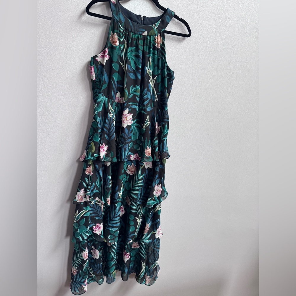 SLNY Black & Green Floral Tiered Maxi Dress
